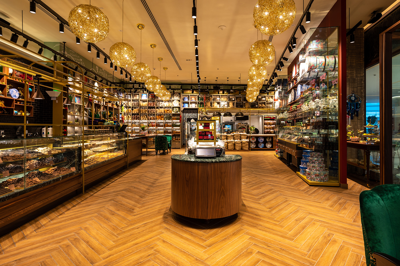 Untitled ret #1 Dubai Videographer|Dubai Photographer|Abu Dhabi|UAE %